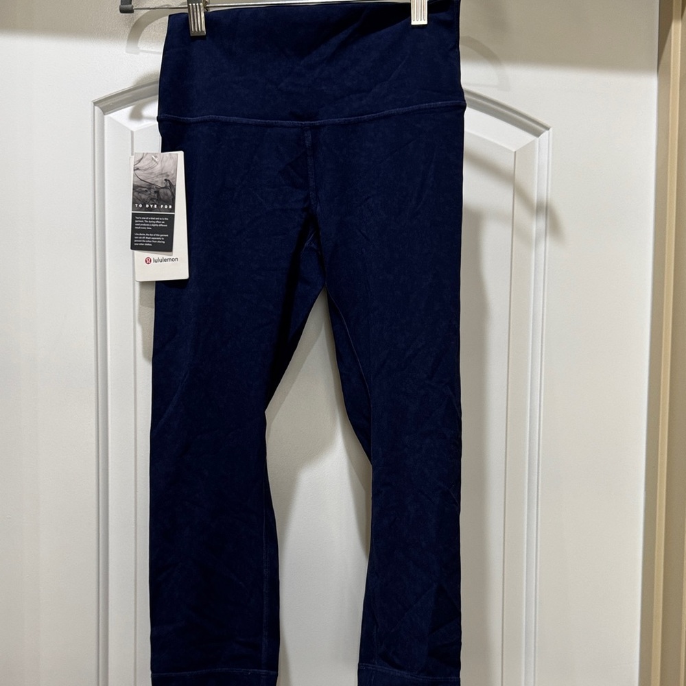 NWT Lululemon Navy Wunder Under HR Crop 21” Leggings